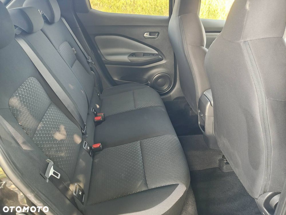 Nissan Juke 1.0 DIG-T N-Connecta DCT - 26