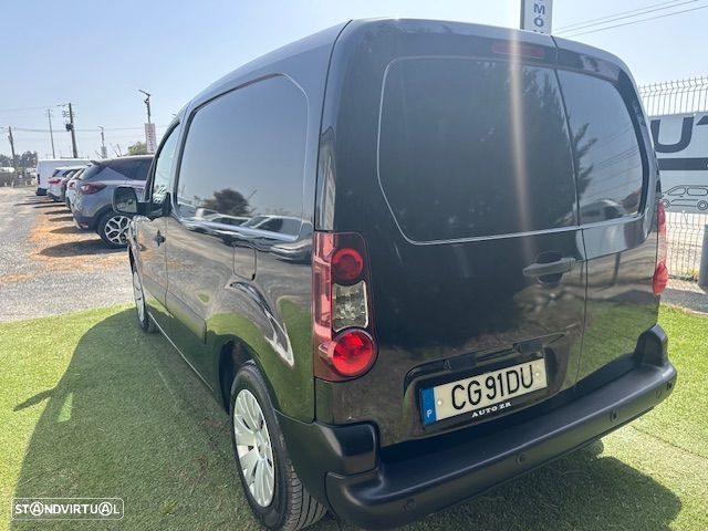 Citroën BERLINGO 3 LUGARES C/GPS - 4