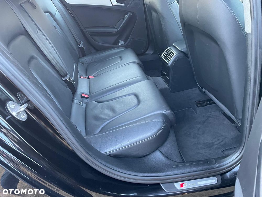 Audi A4 Limousine 1.8 TFSI S line Sportpaket - 17