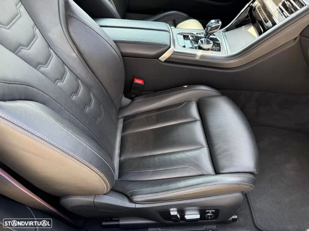 BMW 840 d xDrive Pack M - 31