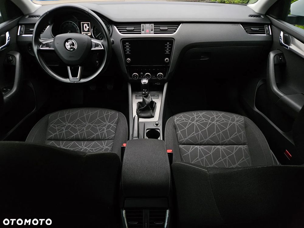 Skoda Octavia 2.0 TDI 4x4 Clever - 25