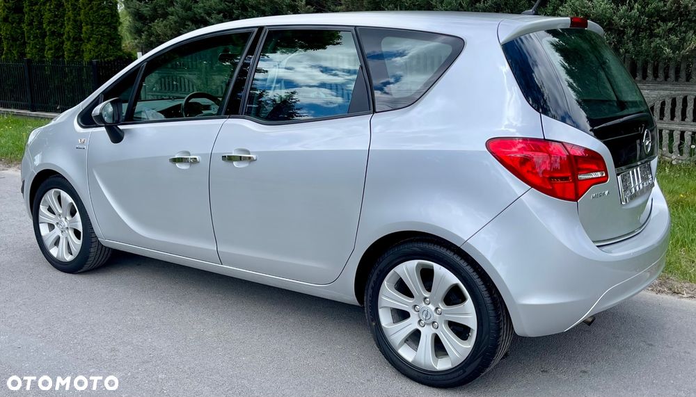 Opel Meriva 1.4 Design Edition - 11