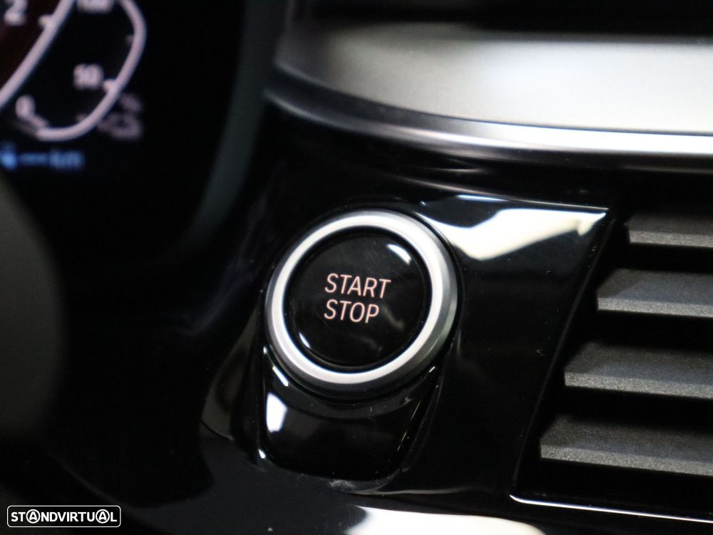 BMW 530 e Line Luxury - 23