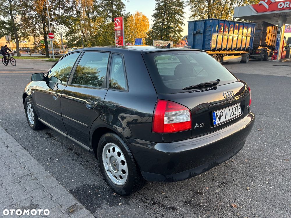 Audi A3 Sportback - 4