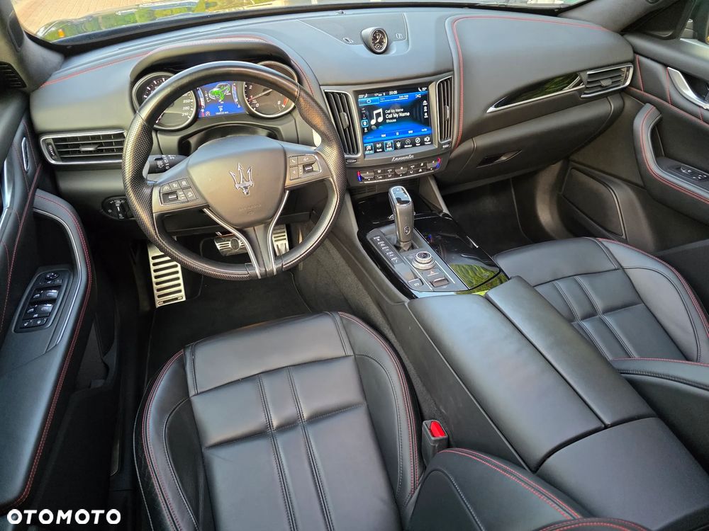 Maserati Levante S Q4 GranSport - 24
