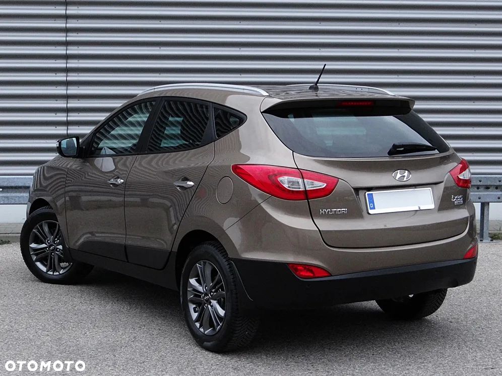 Hyundai ix35 1.7 CRDi 2WD blue Finale Gold - 19