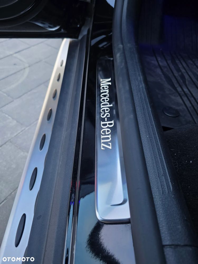 Mercedes-Benz GLC 300 mHEV 4-Matic AMG Line - 25