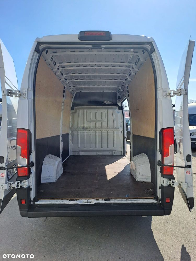 Fiat Ducato | 180KM | L4H3  MAXI | Wzmocniony | Długi Wysoki | Kamera | Niski przebieg - 17