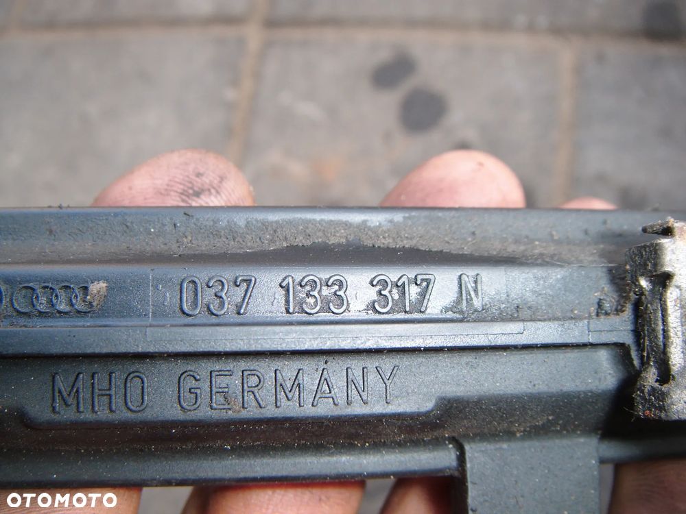 vw bora 2.0 8v listwa wtryskowa kompletna 037133317n - 2