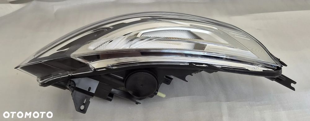 LAMPA PRAWA PRZÓD RENAULT CLIO IV 2012- 260103317R NOWA - 6