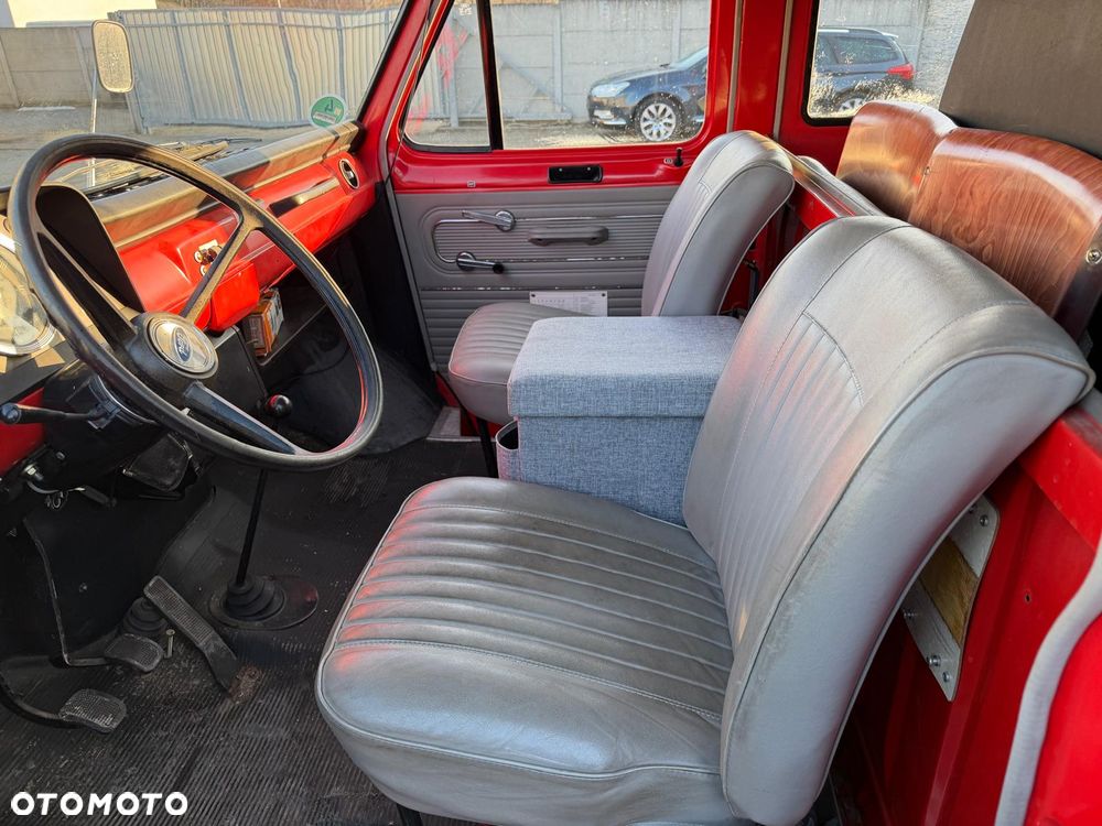 Ford Transit - 11