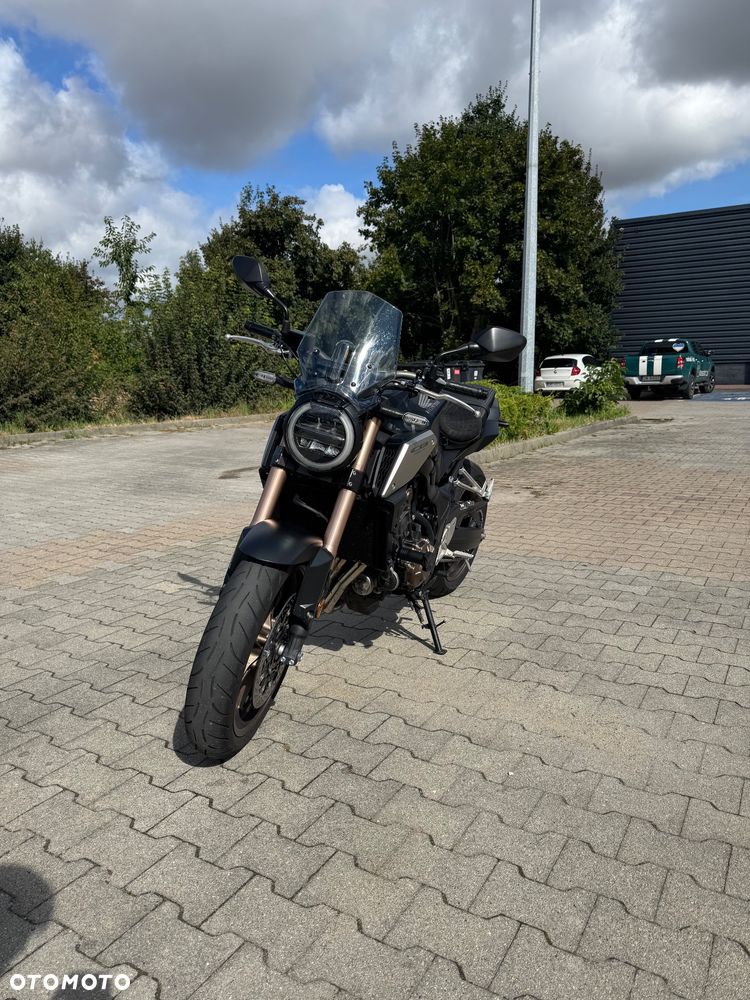 Honda CB - 4