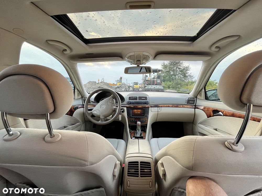 Mercedes-Benz Klasa E 280 CDI Elegance - 36