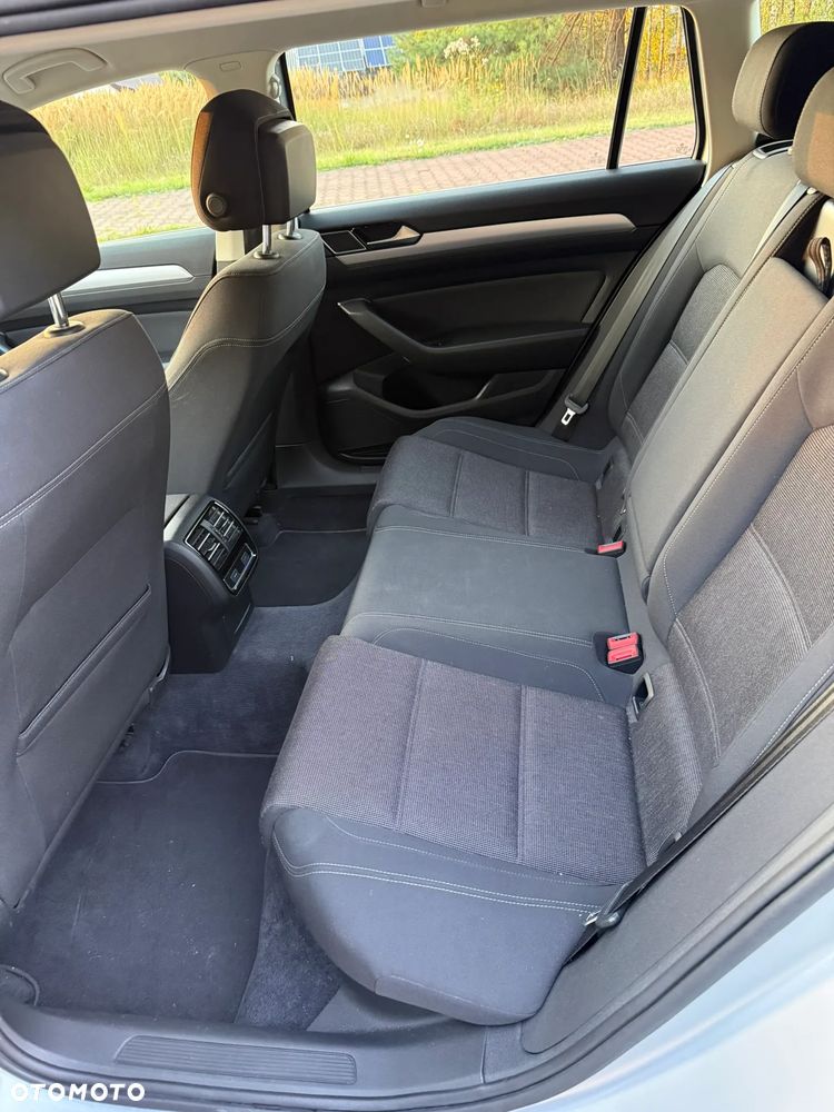 Volkswagen Passat 2.0 TDI BMT Comfortline DSG7 - 16