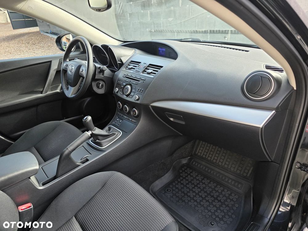 Mazda 3 - 33