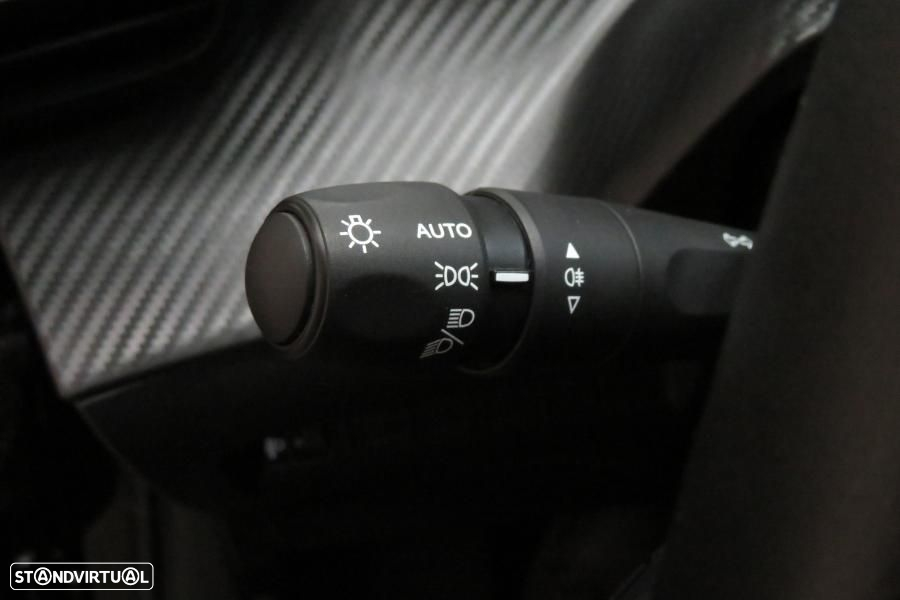 Peugeot 208 1.2 PureTech Active Pack - 23