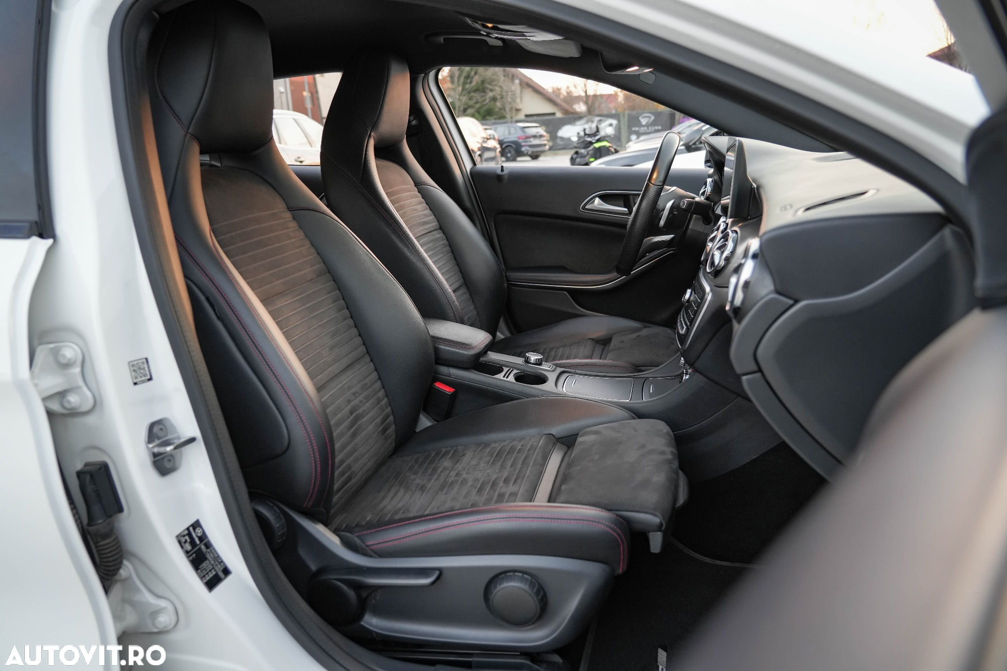 Mercedes-Benz GLA 200 (CDI) d 7G-DCT AMG Line - 13