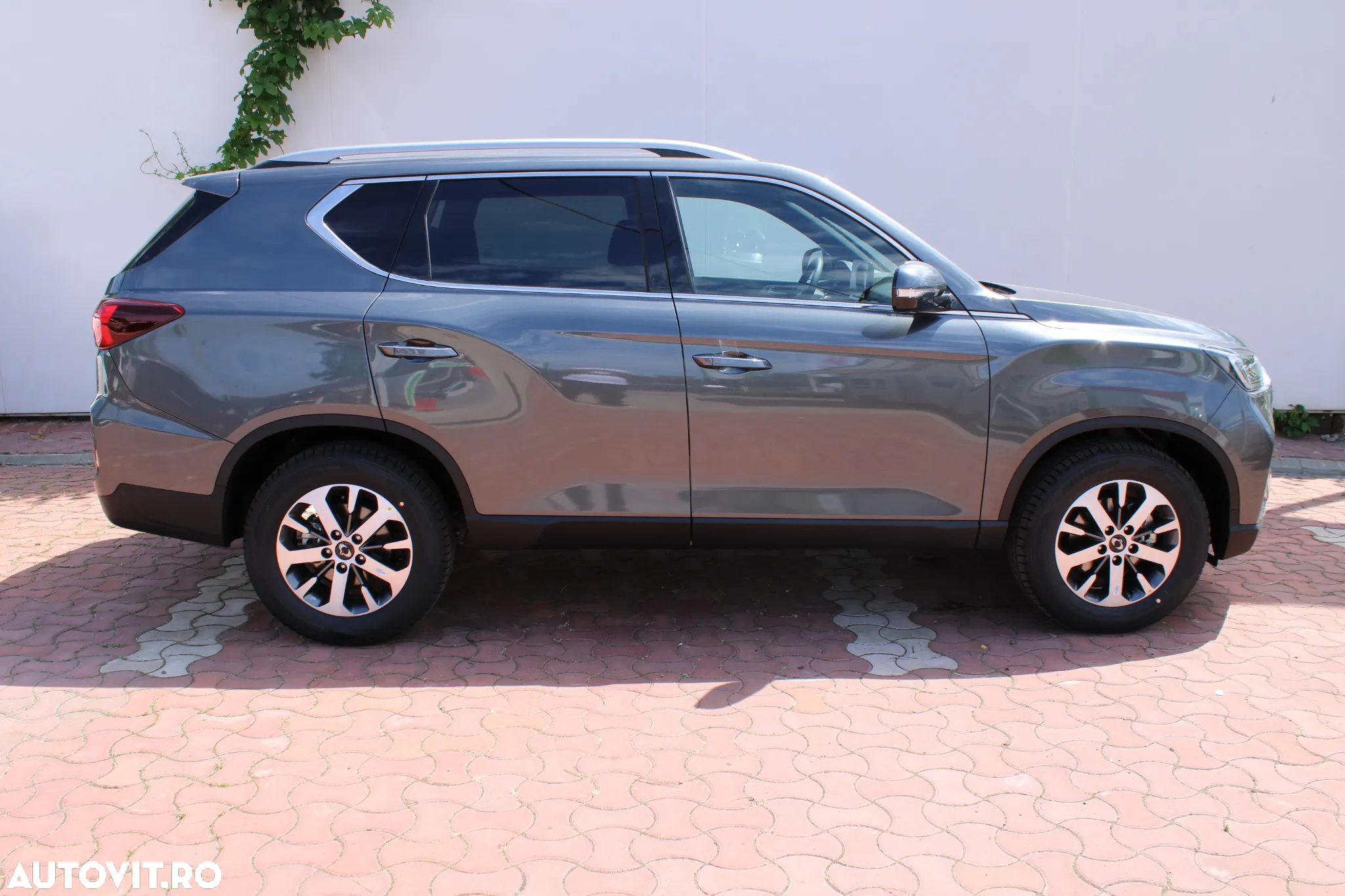 SsangYong REXTON 2.2 e-XDi 220 4WDAut. Amber - 6