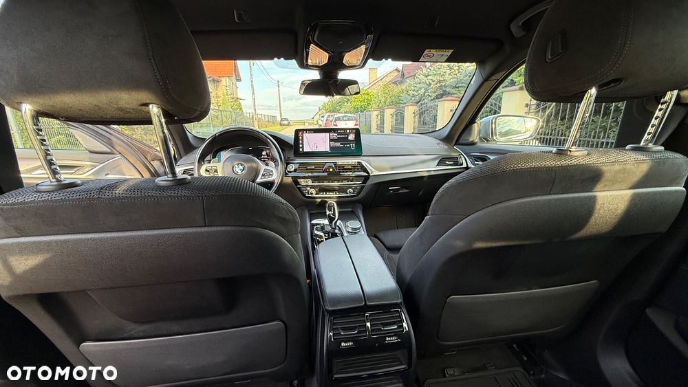 BMW Seria 5 520d MHEV M Sport sport - 20
