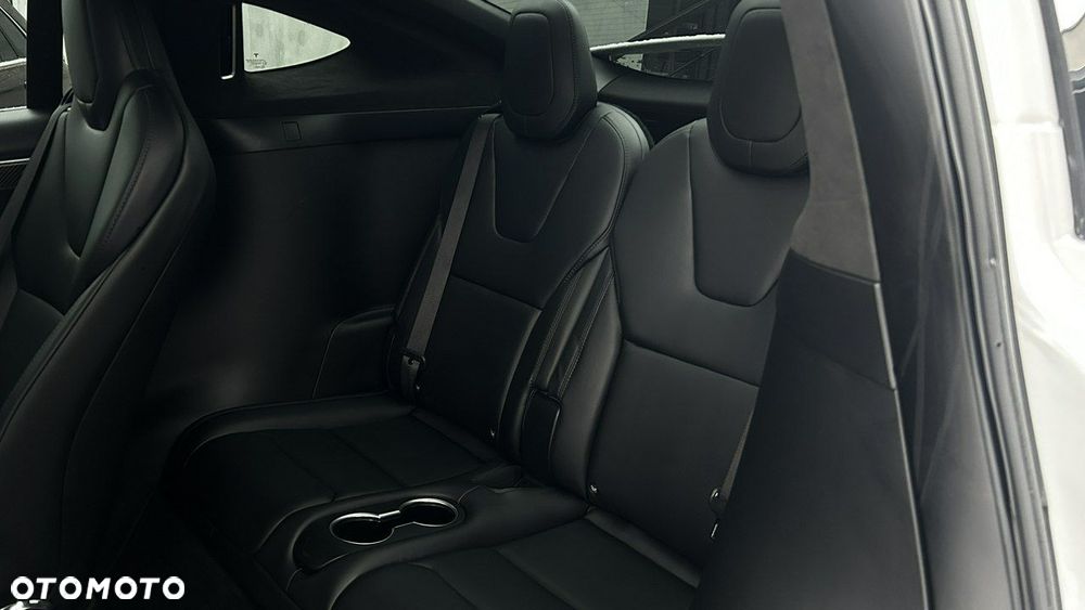 Tesla Model X - 28