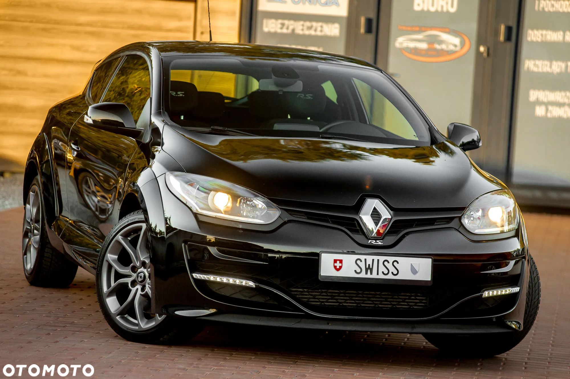 Renault Megane TCe 265 Coupe R.S Trophy - 1