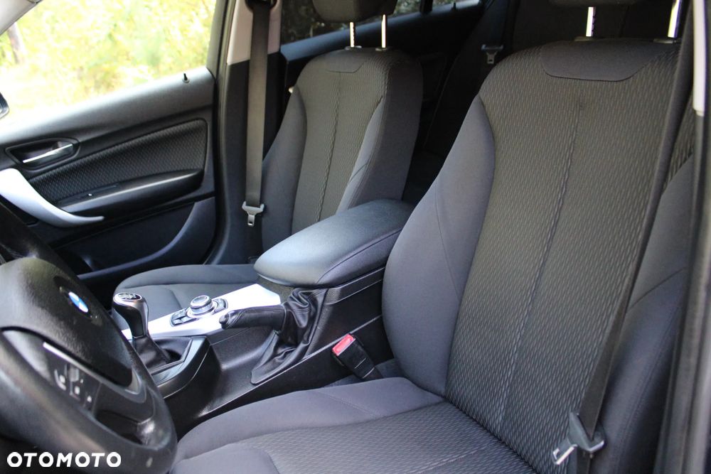 BMW Seria 1 120d Sport Line - 20