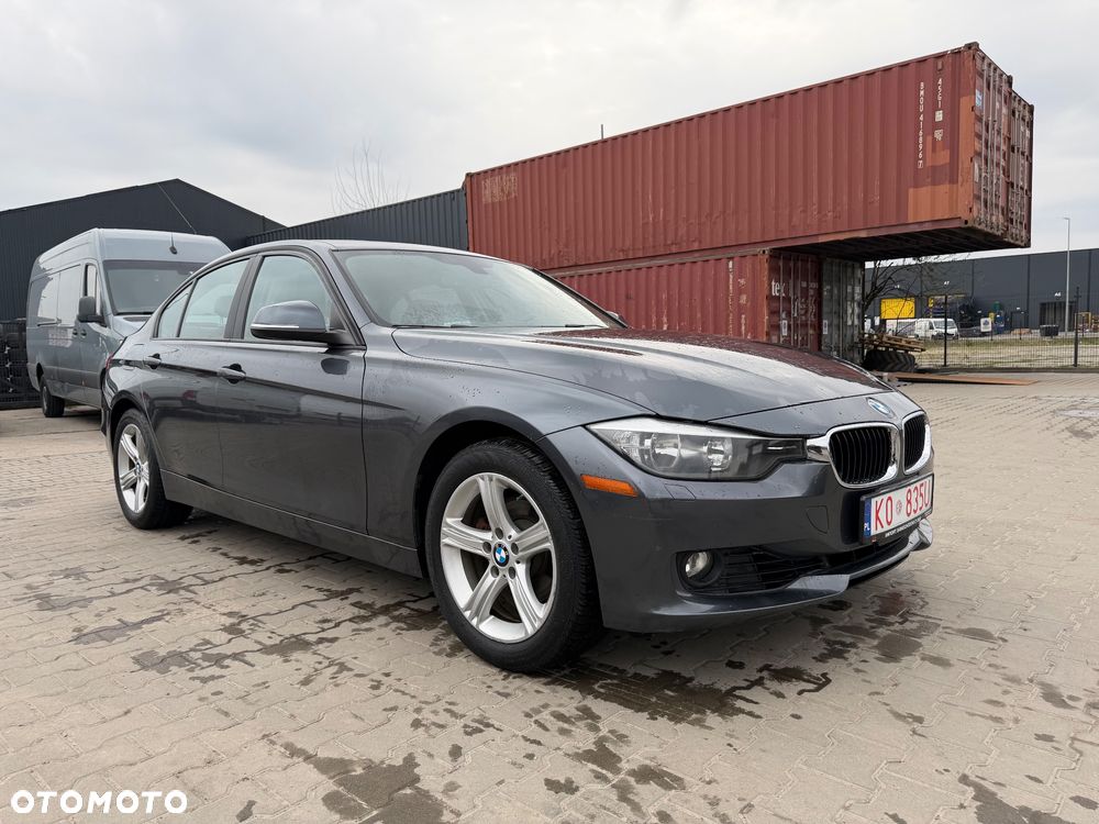 BMW Seria 3 328i xDrive Luxury Line - 6