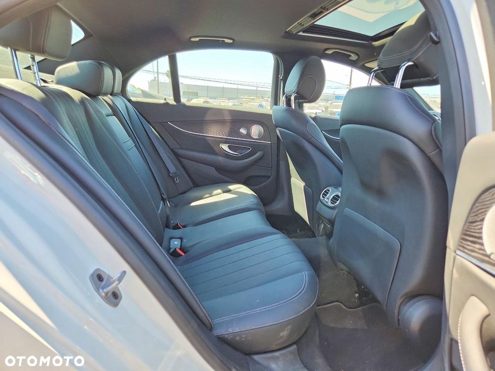 Mercedes-Benz Klasa E - 10