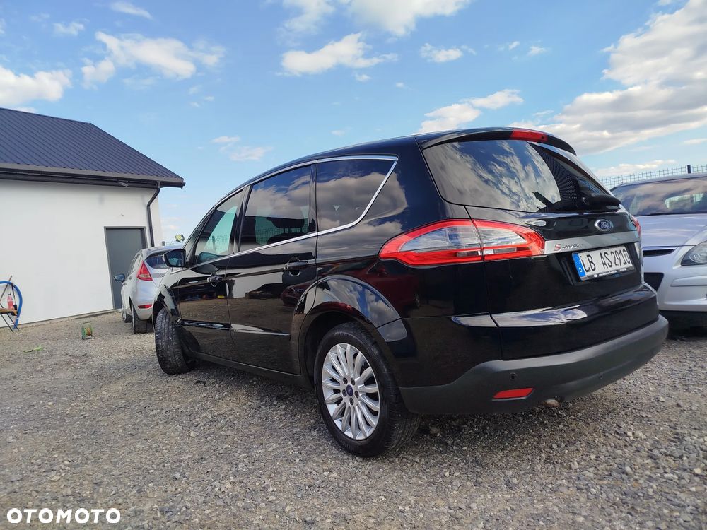 Ford S-Max - 9