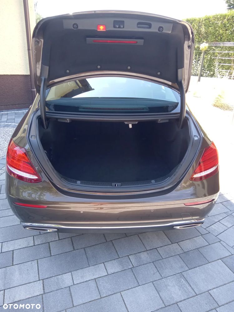 Mercedes-Benz Klasa E 200 9G-TRONIC Avantgarde - 18