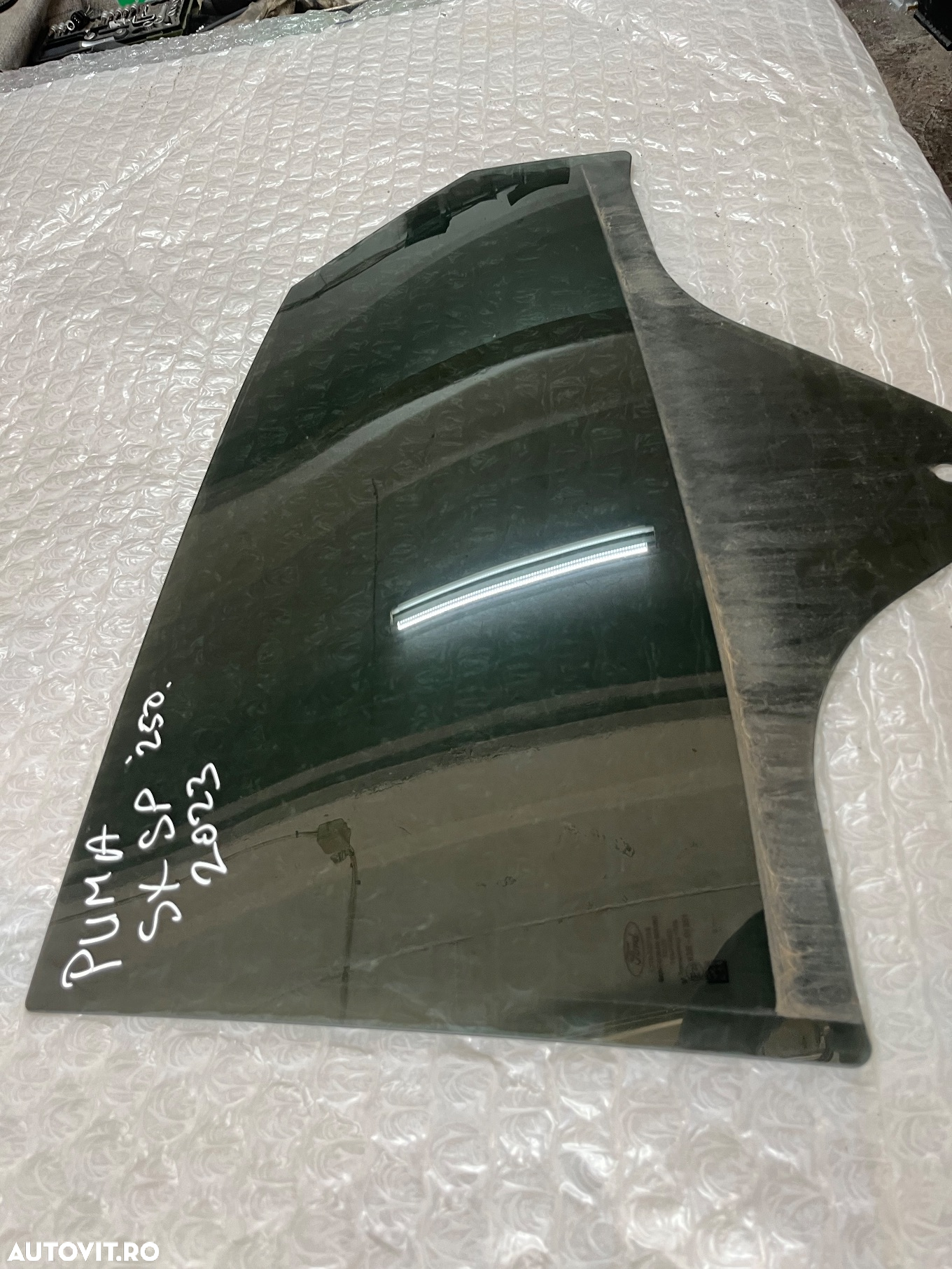 Geam Usa stanga spate Ford Puma 2023 - 2