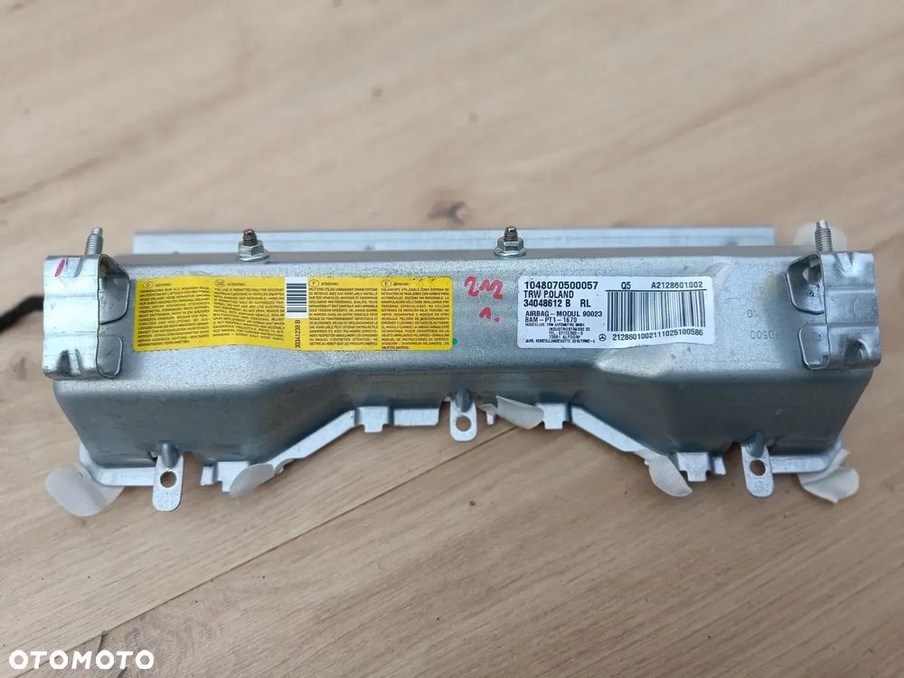 MERCECES W207 W212 W218 PODUSZKA AIRBAG KOLAN KOLANOWA A2128601002 - 2