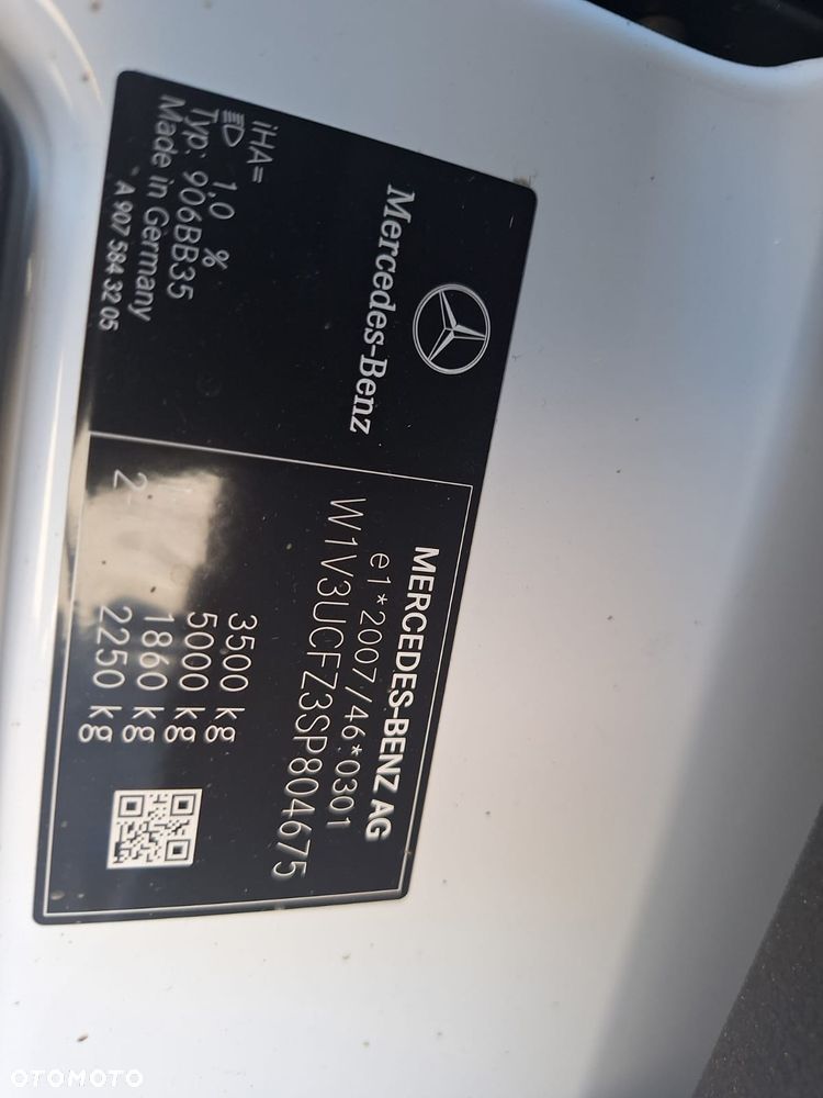 Mercedes-Benz Sprinter - 28