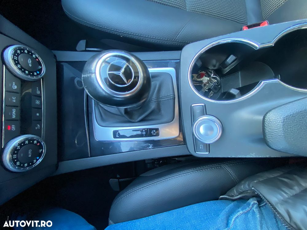 Mercedes-Benz GLK 220 CDI 4MATIC (BlueEFFICIENCY) 7G-TRONIC - 18