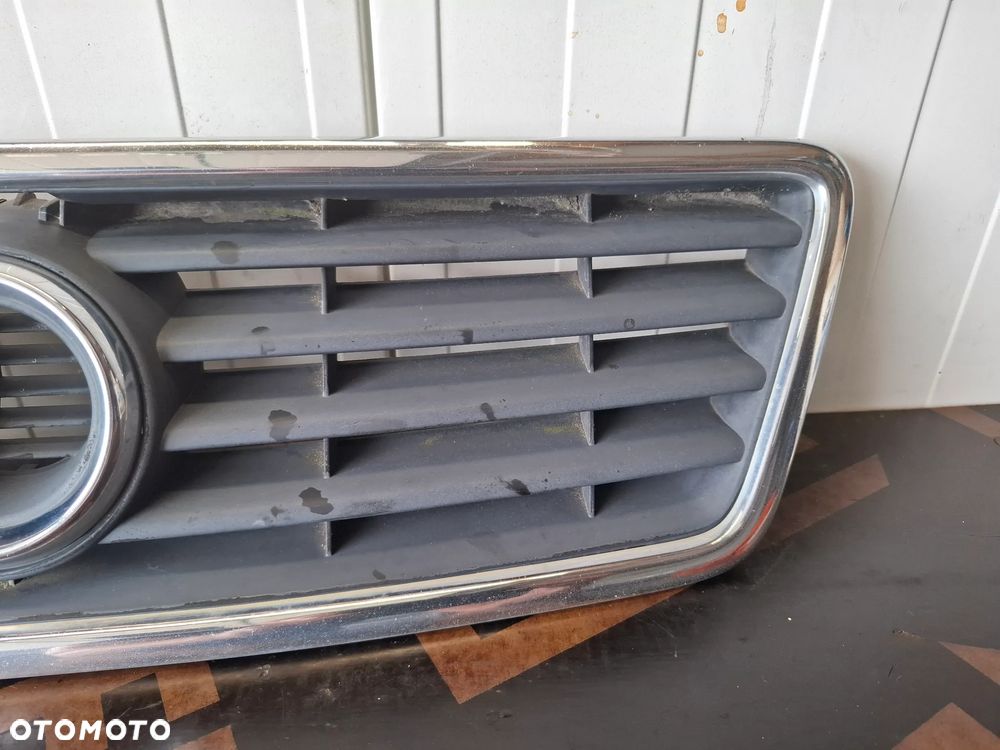 Atrapa Grill Chłodnicy Maski Audi A6 C5 97-01 4B0853651A - 4