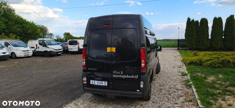 Renault TRAFIC - 11