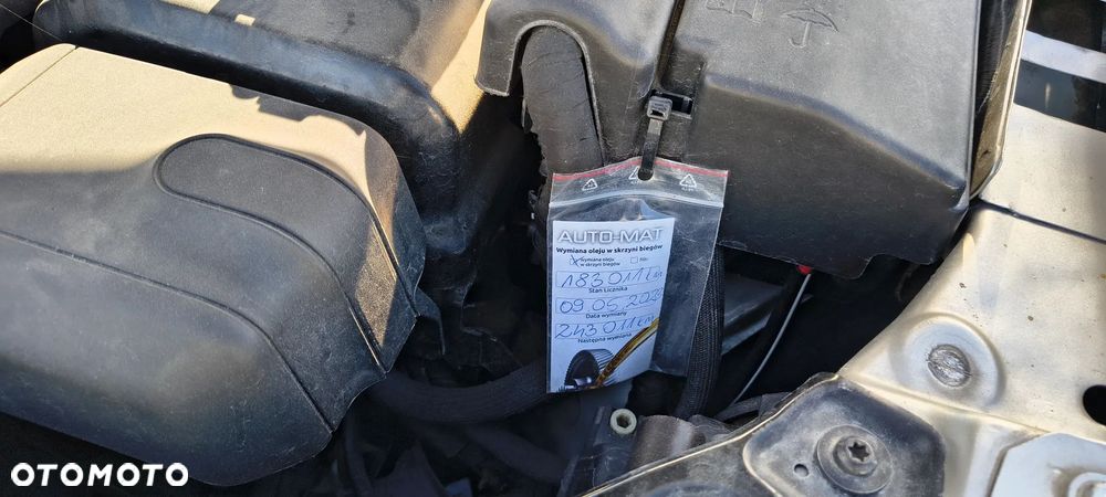 Volkswagen Jetta 1.4 DSG Comfortline - 25