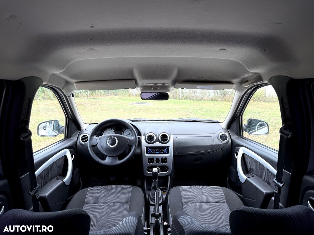 Dacia Logan 1.5 dCi Laureate - 8
