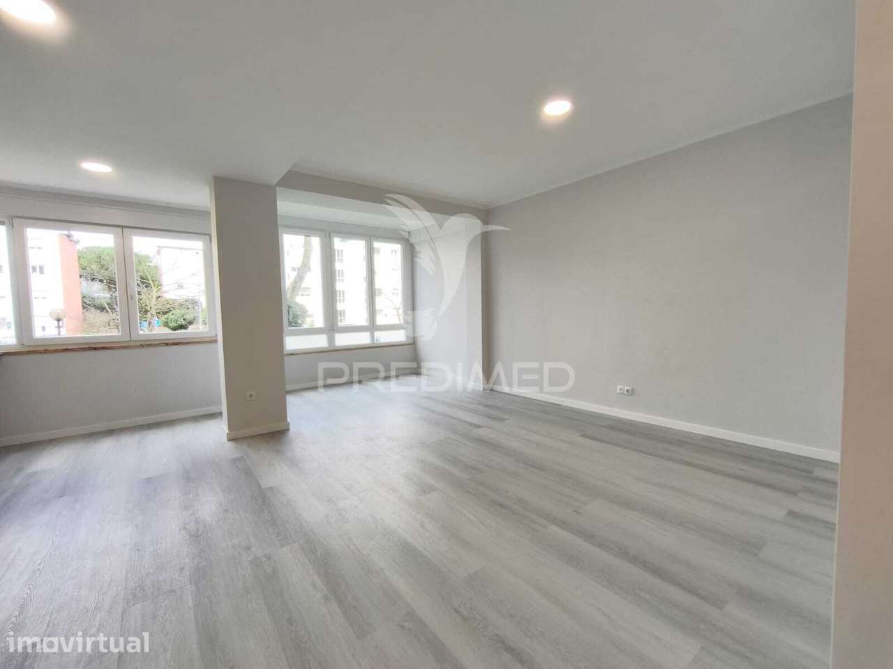 Apartamento T2 em Oeiras / Remodelado - Grande imagem: 4/25