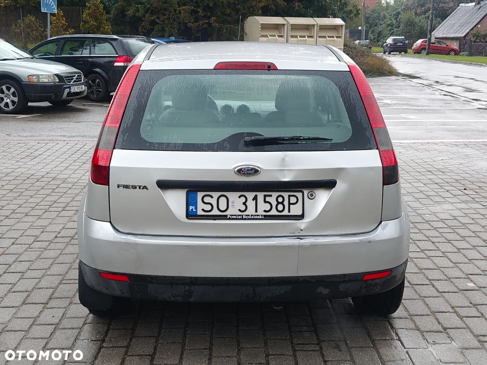 Ford Fiesta 1.3 - 11
