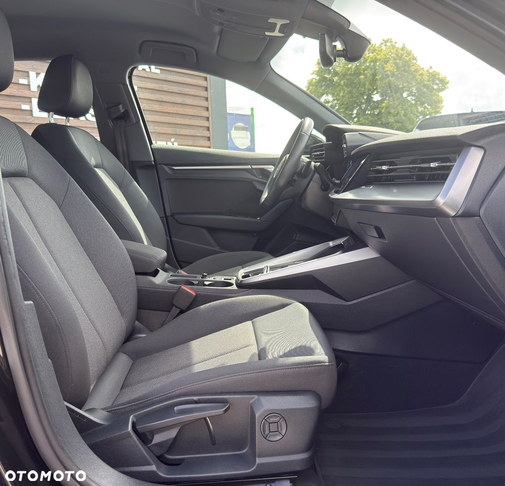 Audi A3 Sportback 35 TDI S tronic sport - 24
