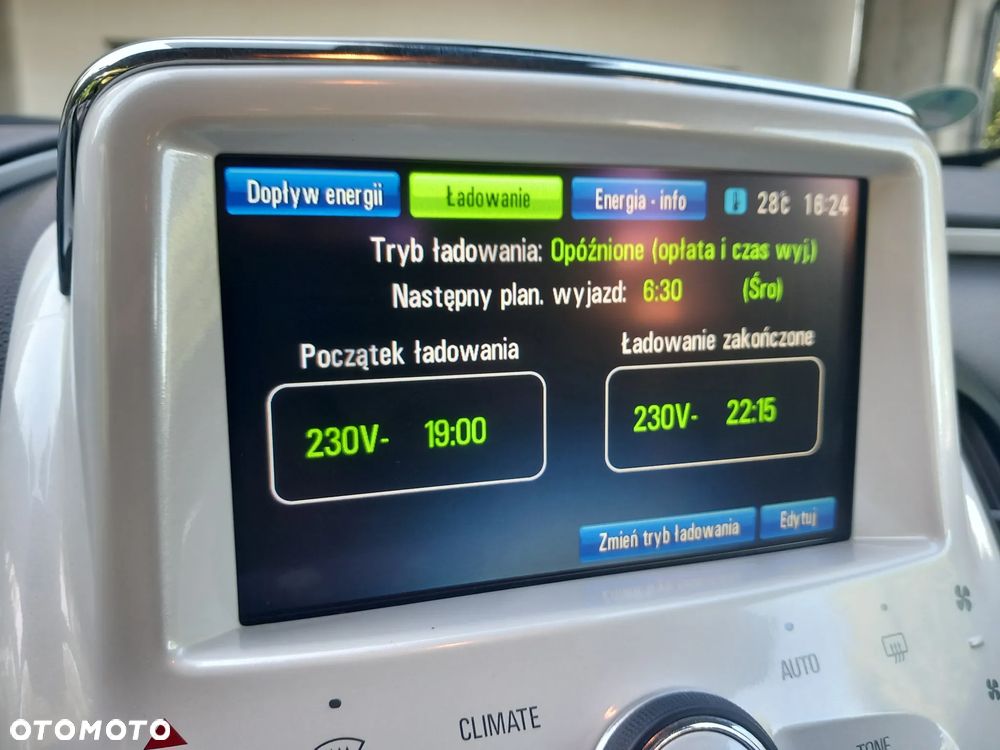 Chevrolet Volt - 32