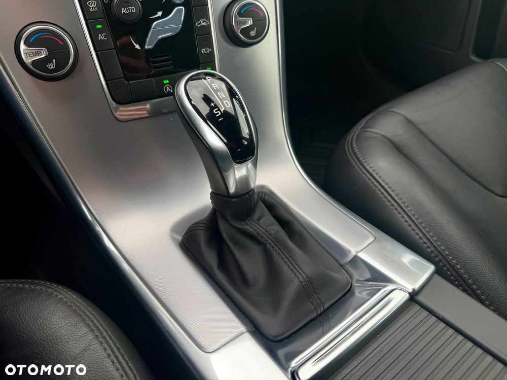 Volvo XC 60 - 17