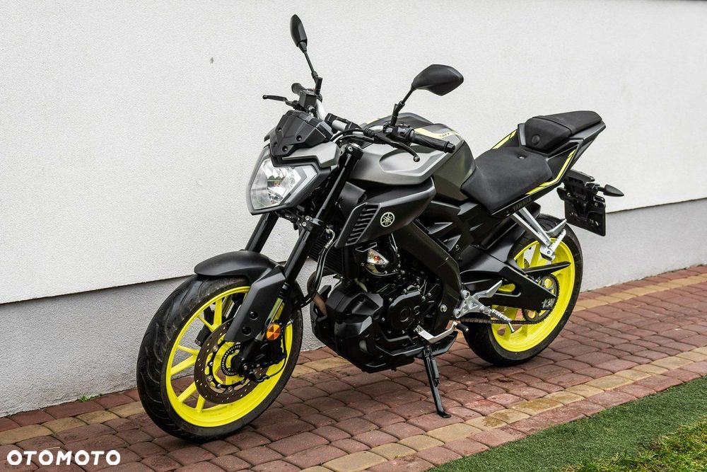 Yamaha MT - 6