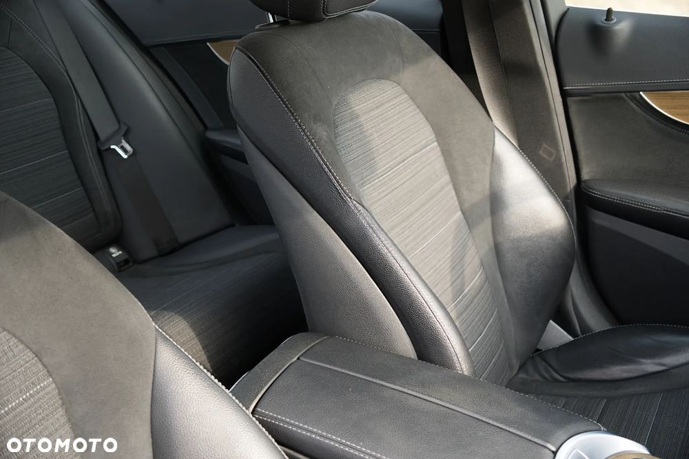 Mercedes-Benz Klasa C 180 Kompressor Automatik BlueEFFICIENCY - 23