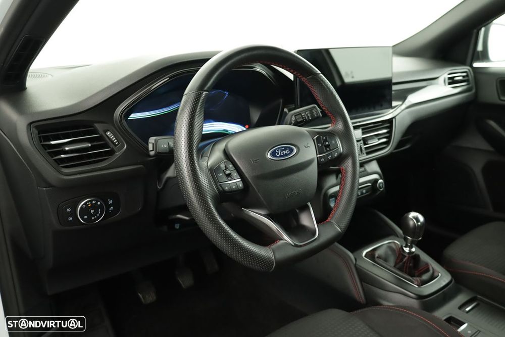 Ford Focus 1.0 EcoBoost MHEV ST-Line - 7