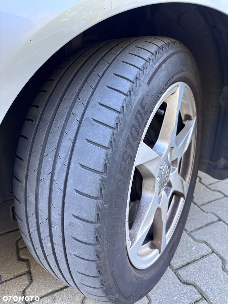 Audi A4 Avant 2.0 TDI Multitronic - 6