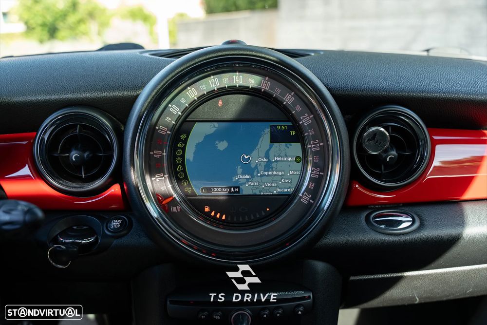 MINI 3 Portas John Cooper Works - 14