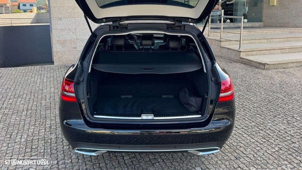 Mercedes-Benz C 300 de Avantgarde - 7