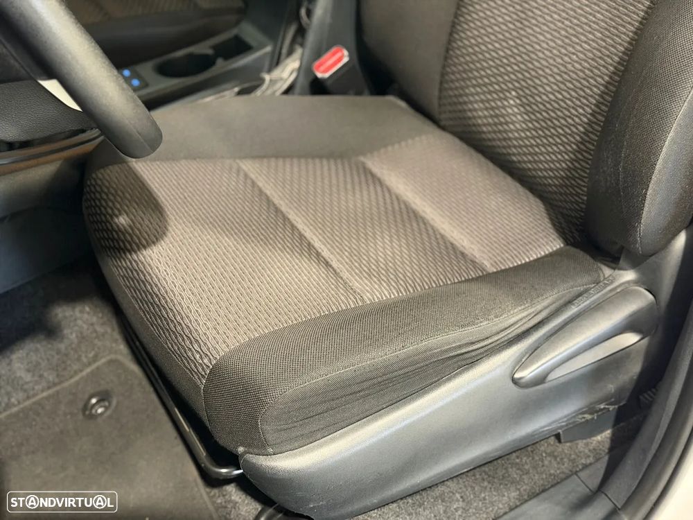 Toyota Hilux 2.4 D-4D CD 5L - 22